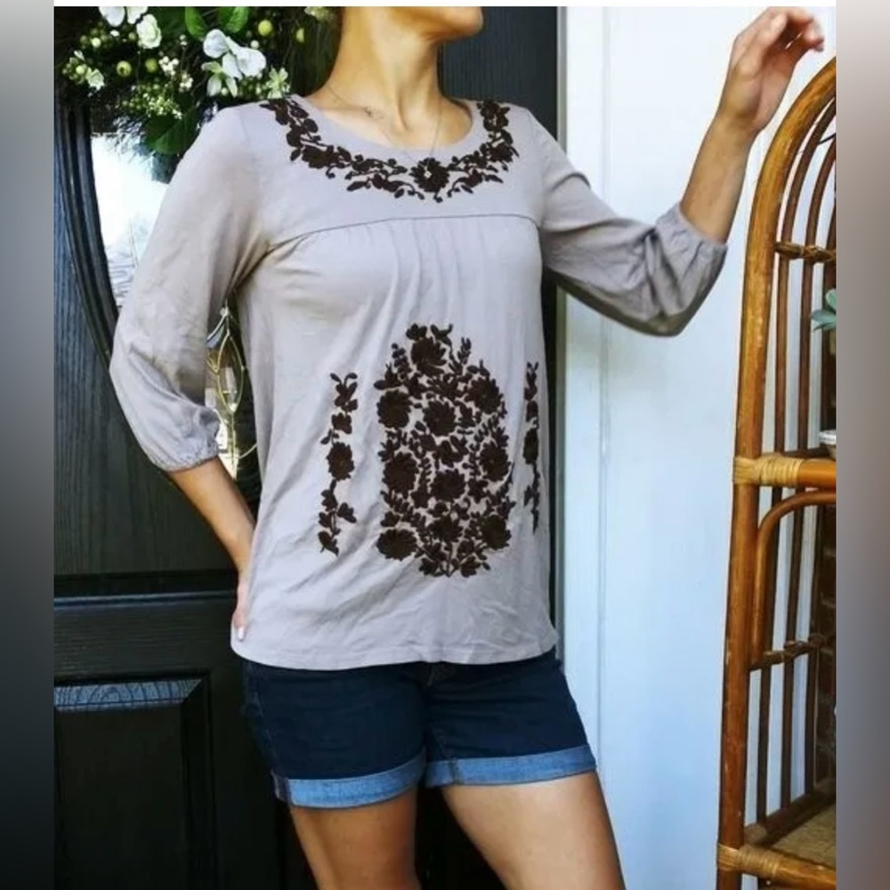 GARNET HILL EMBROIDERED “ FOLKLORIC” TOP